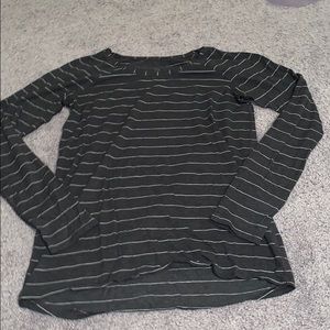 Lululemon long sleeve tee